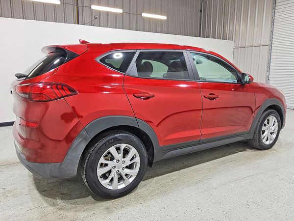 2021 HYUNDAI TUCSON SE