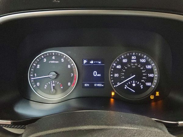 2021 HYUNDAI TUCSON SE