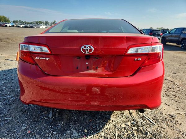 2012 TOYOTA CAMRY