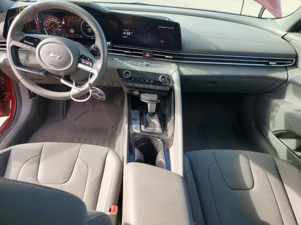 2024 HYUNDAI ELANTRA SEL w/ Convenience Pkg