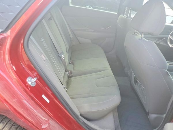 2024 HYUNDAI ELANTRA SEL w/ Convenience Pkg