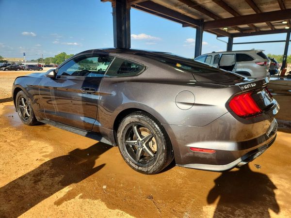 2018 FORD MUSTANG I4 Coupe