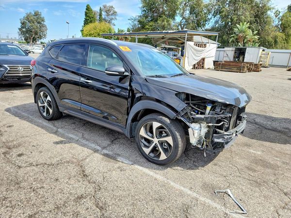 2016 HYUNDAI TUCSON
