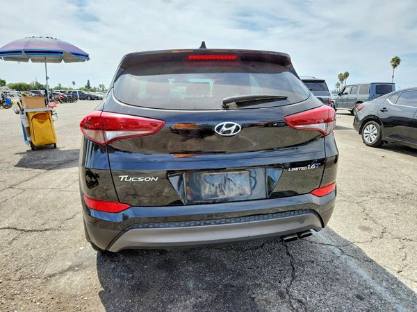 2016 HYUNDAI TUCSON