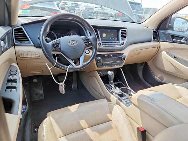 2016 HYUNDAI TUCSON