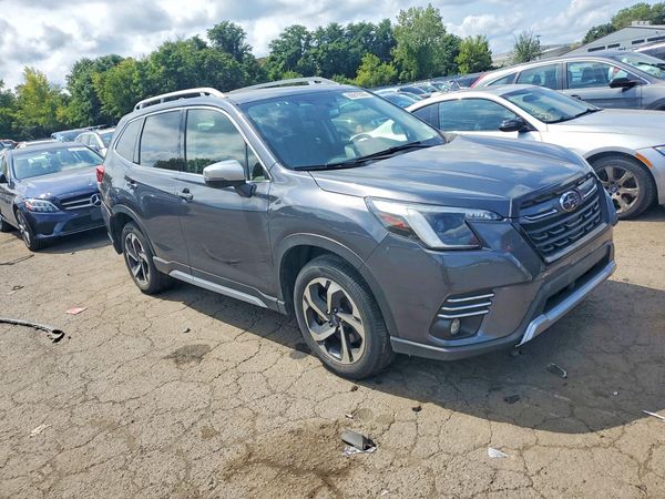 2023 SUBARU FORESTER