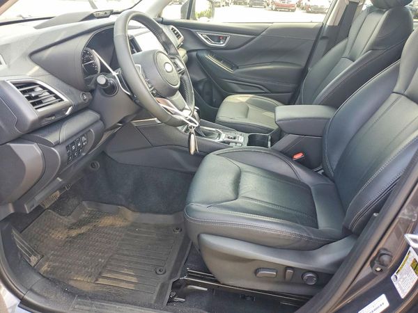 2023 SUBARU FORESTER