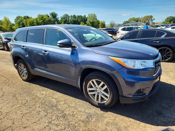 2015 TOYOTA HIGHLANDER