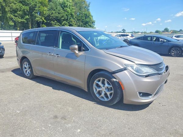2018 CHRYSLER PACIFICA