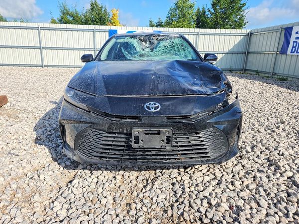 2025 TOYOTA CAMRY