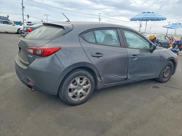 2016 MAZDA 3 SV/Base