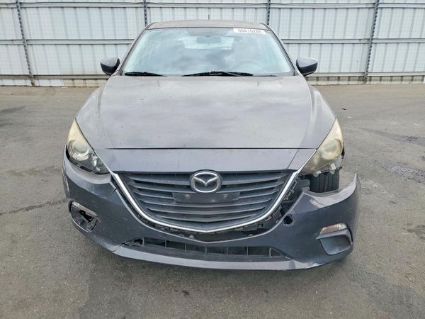 2016 MAZDA 3 SV/Base