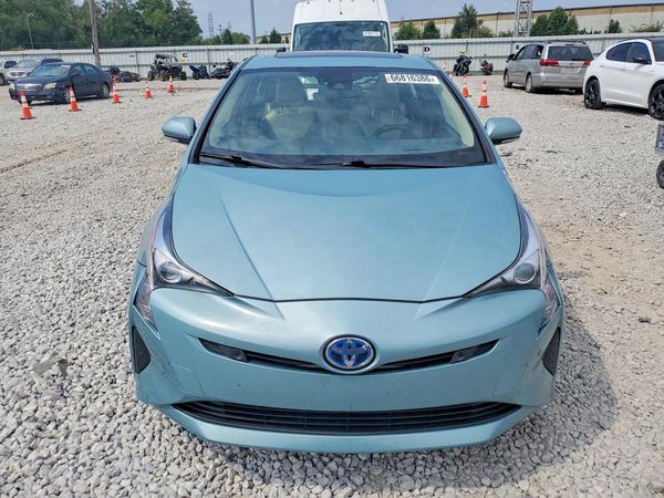 2017 TOYOTA PRIUS