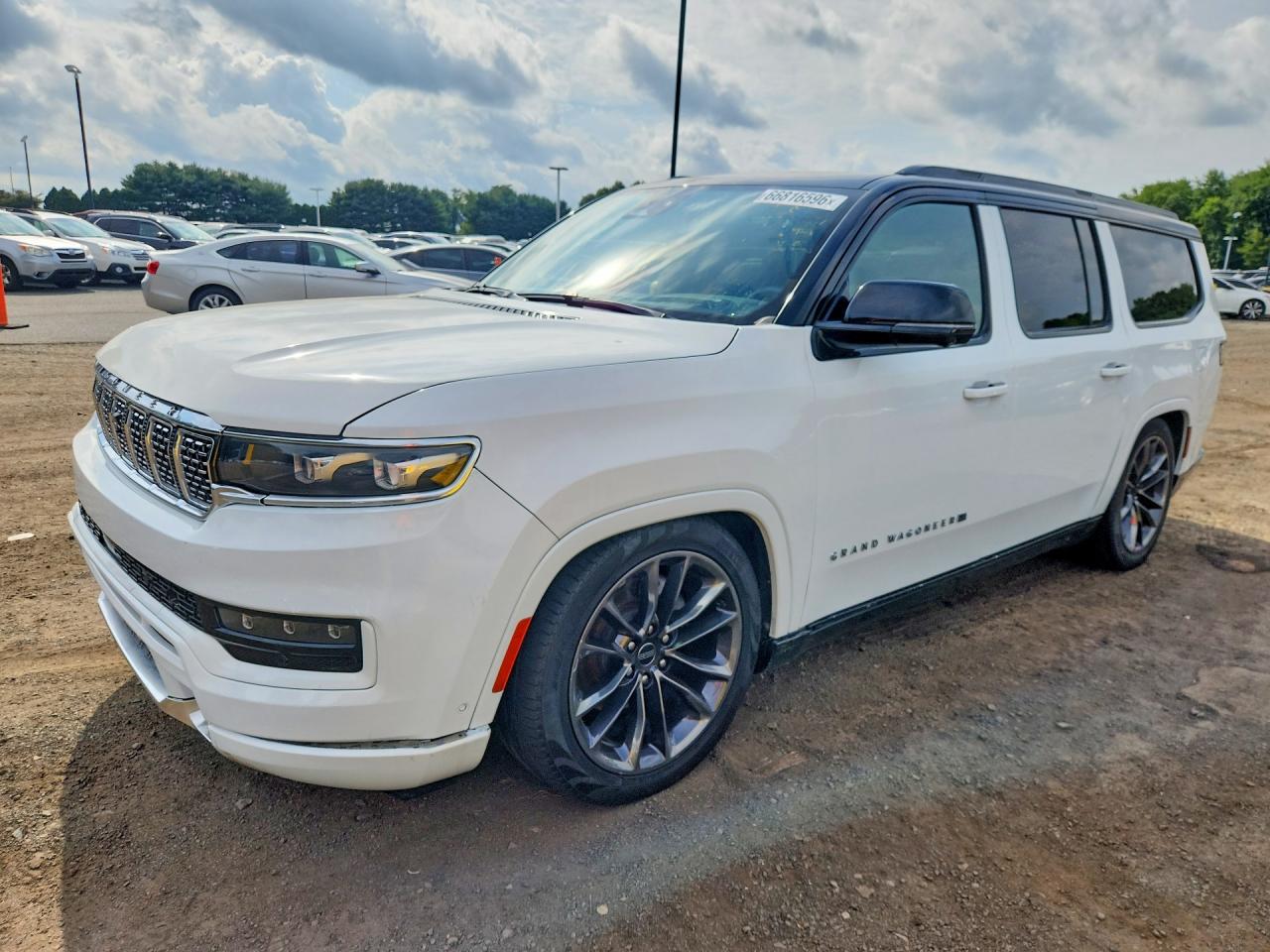 2024 JEEP GRAND WAGONEER Series II — Front 3/4