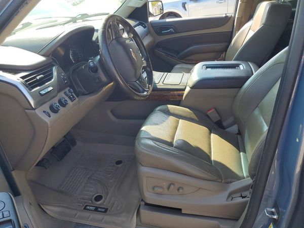 2016 CHEVROLET SUBURBAN LTZ — DENT