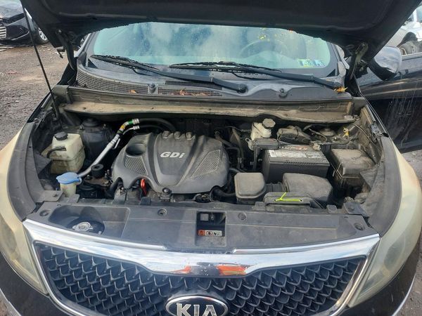 2016 KIA SPORTAGE LX w/Popular Pkg — Engine bay