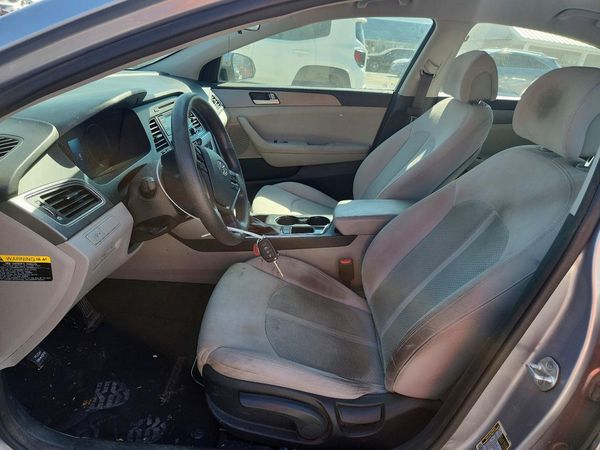2015 HYUNDAI SONATA SE, ECO — DENT