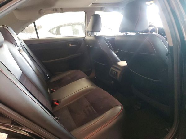 2015 TOYOTA CAMRY