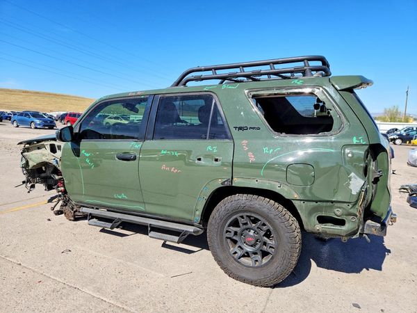 2020 TOYOTA 4RUNNER Base Grade