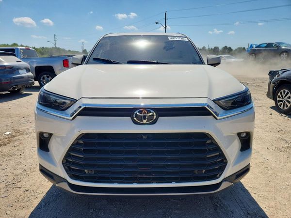 2024 TOYOTA GRAND HIGHLANDER