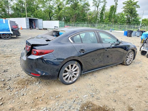 2022 MAZDA 3