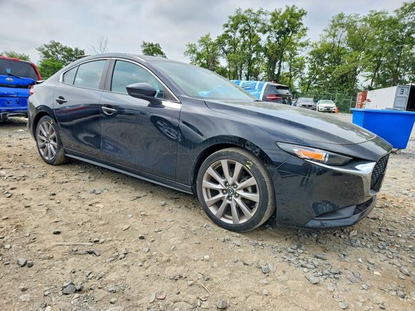 2022 MAZDA 3