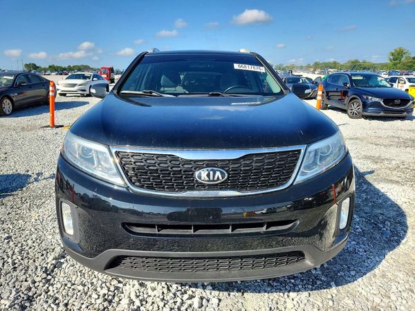2015 KIA SORENTO GL