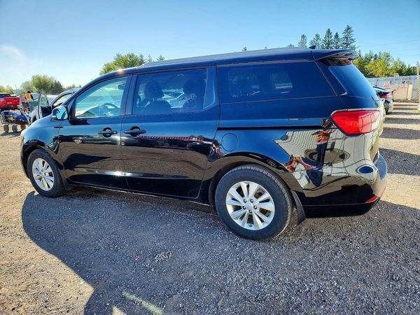 2018 KIA SEDONA LX