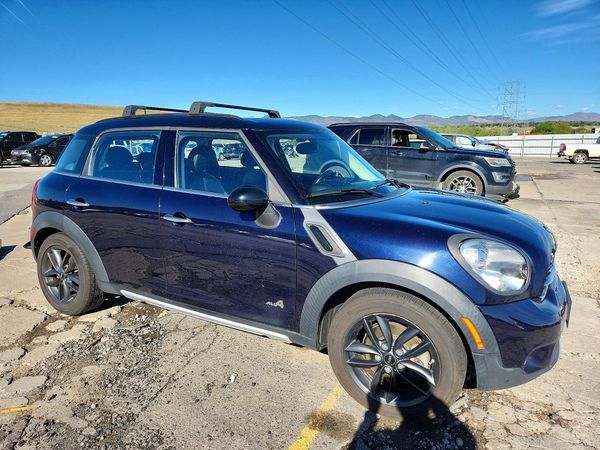 2016 MINI COOPER — Passenger 3/4
