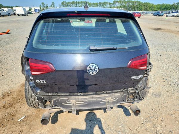 2018 VOLKSWAGEN GTI S, SE, Autobahn