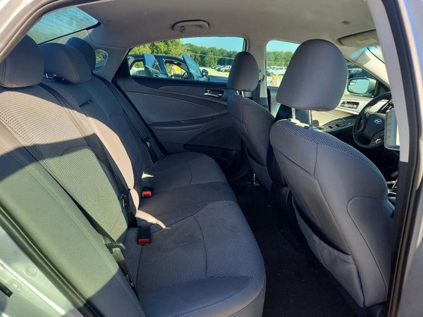 2014 HYUNDAI SONATA GLS/ GLS Popular