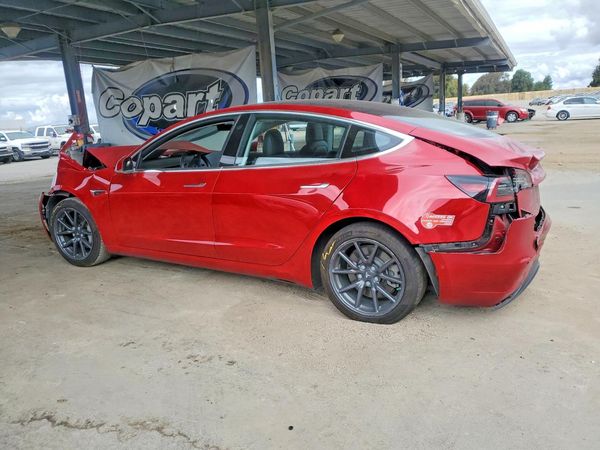 2018 TESLA MODEL 3