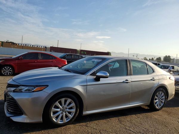 2019 TOYOTA CAMRY