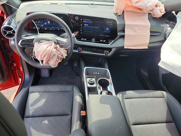 2026 CHEVROLET EQUINOX