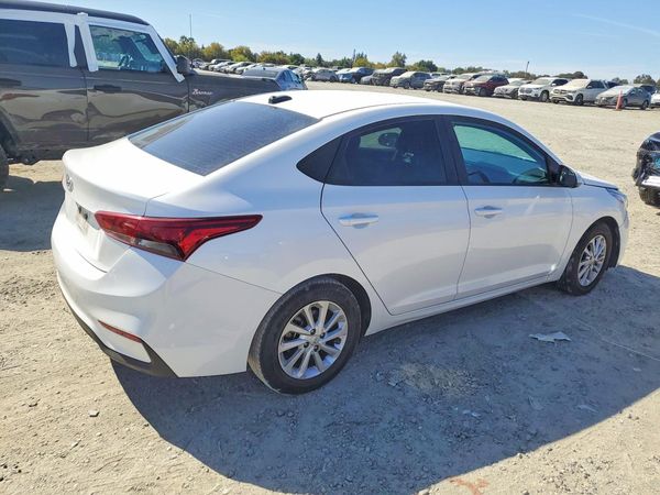 2018 HYUNDAI ACCENT SE and SEL