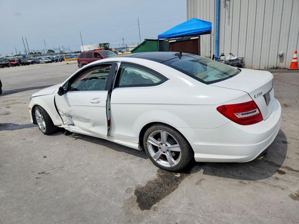 2014 MERCEDES-BENZ C