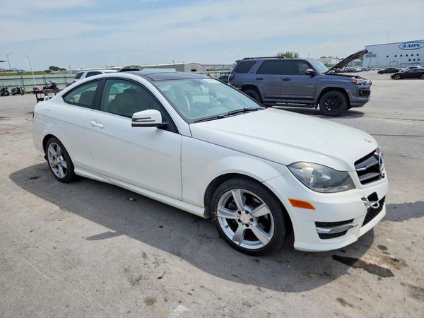 2014 MERCEDES-BENZ C