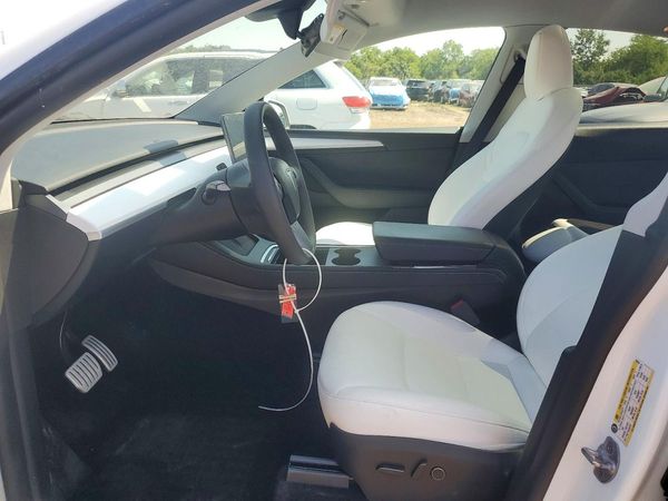 2024 TESLA MODEL  Y