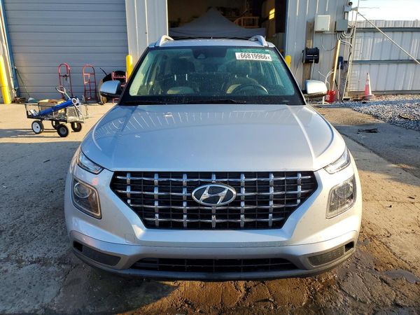 2022 HYUNDAI VENUE SEL & Limited