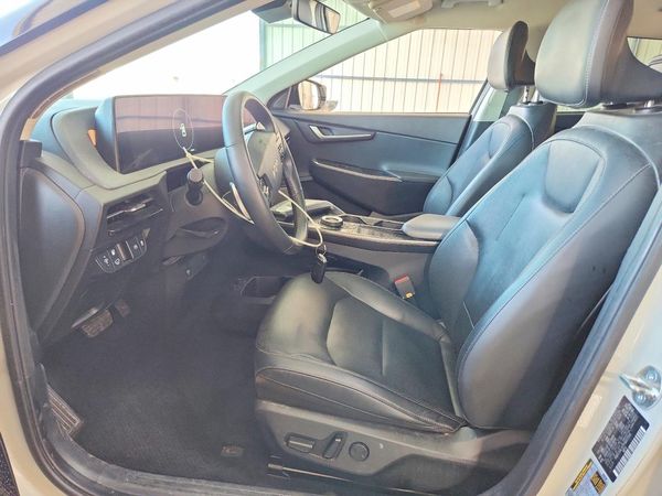 2023 KIA EV6 Light, Wind
