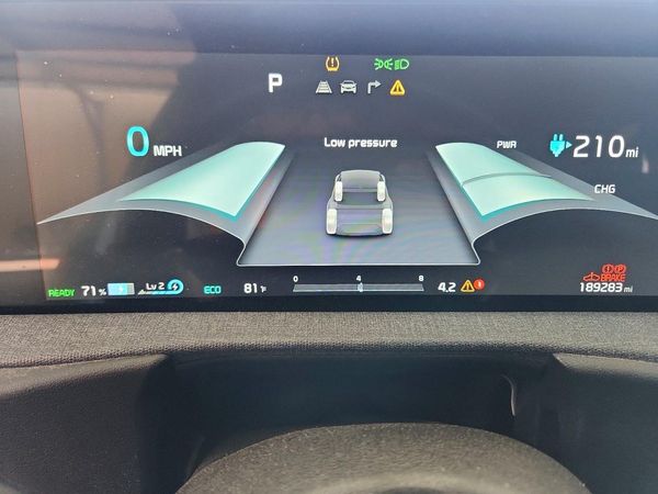 2023 KIA EV6 Light, Wind