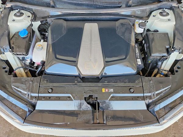 2023 KIA EV6 Light, Wind