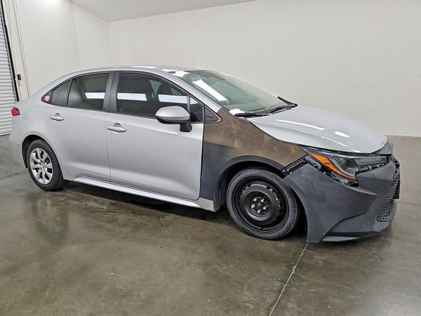 2022 TOYOTA COROLLA LE — Passenger 3/4