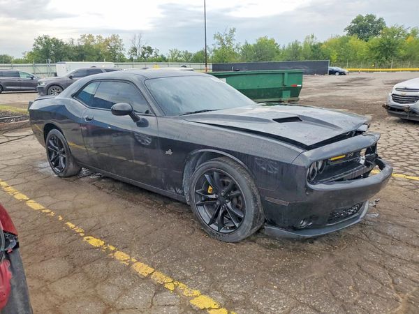 2016 DODGE CHALLENGER