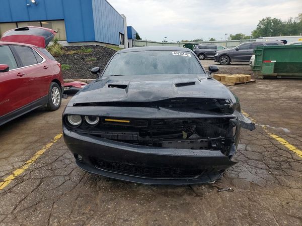 2016 DODGE CHALLENGER