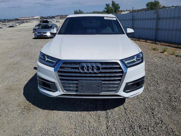 2017 AUDI Q7