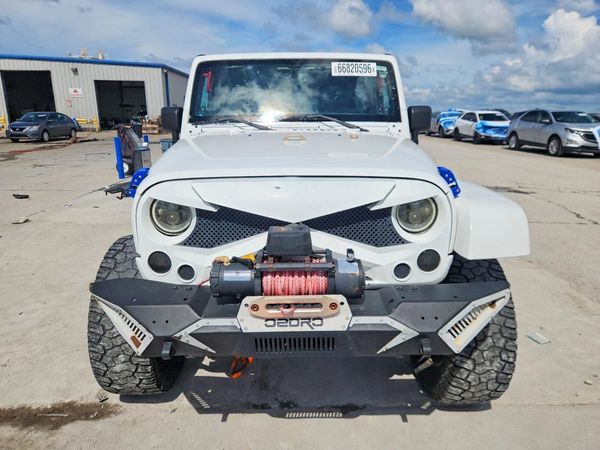 2013 JEEP WRANGLER Sahara