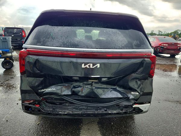 2025 KIA CARNIVAL