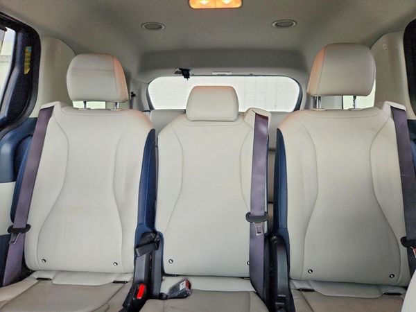 2025 KIA CARNIVAL