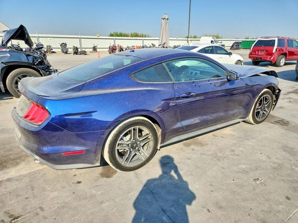 2019 FORD MUSTANG I4 Coupe